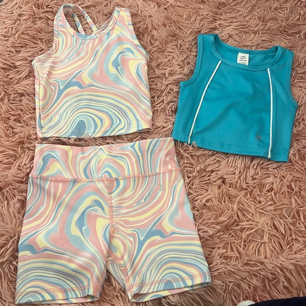 Xersion XXS 4/5 kids athletic outfit